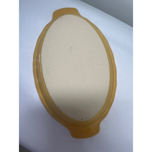 Emile Henry Baking Dish Ruffled Fluted Mustard Yellow White France 10.5 x 7" - Picture 5 of 5